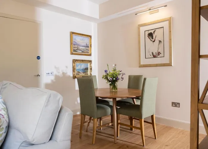 Art House Apartments